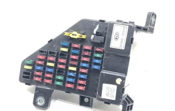KIA Sportage Fuse box set 91950-1F510