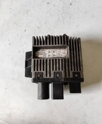Volkswagen Transporter - Caravelle T5 Coolant fan relay 3B0919506 898999000
