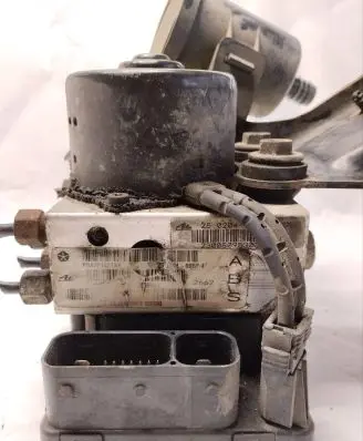 Chrysler Town & Country IV ABS Pump P04721427ak