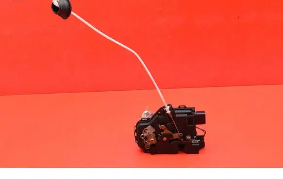 Audi A4 S4 B6 8E 8H Front door lock 4B1837015B