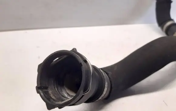Audi A6 S6 C6 4F Electric car engine cooling hoses/pipes 