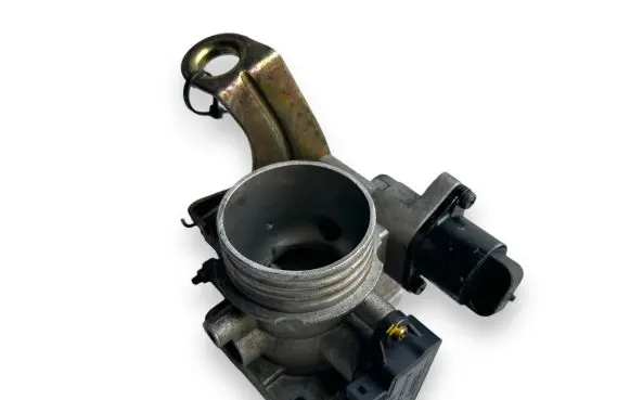 Renault Megane I Throttle valve 7700872188 71418601 7700861679D