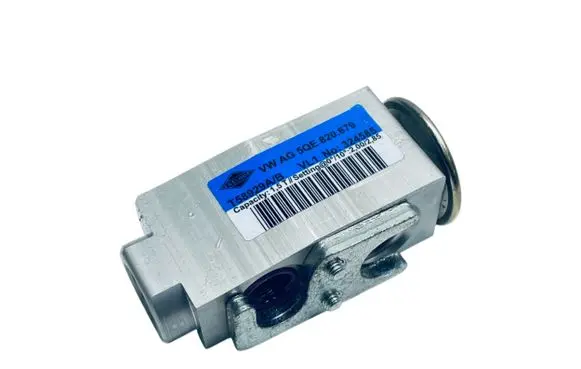 Cupra Formentor Air conditioning (A/C) expansion valve 5QE820679