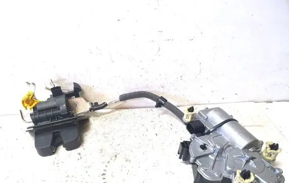 Audi A4 S4 B9 Loading door lock 8W9827535