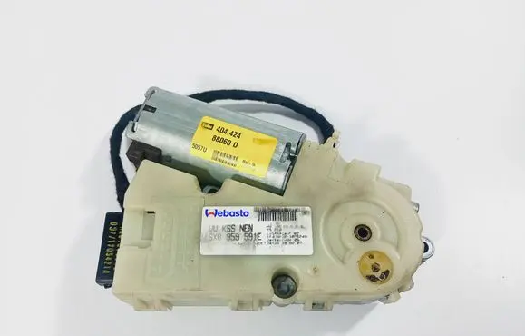 Skoda Octavia Mk2 (1Z) Sunroof motor/actuator 17176850 6X0959591E 21076249