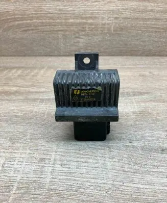 Renault Trafic II (X83) Glow plug pre-heat relay 7700115078