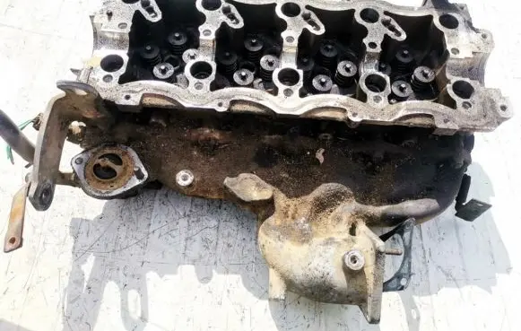 Hyundai Trajet Engine head 2211127900