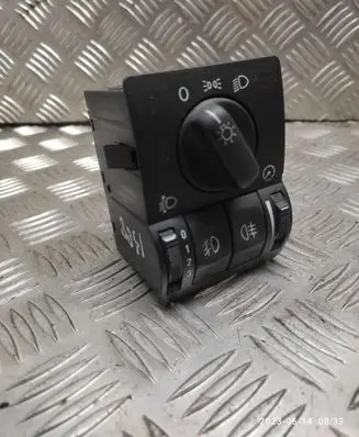 Opel Zafira A Light switch 09133249