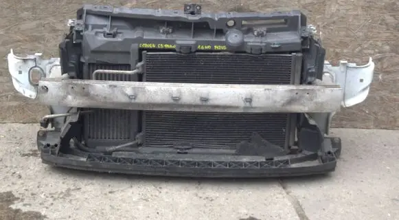 Citroen C3 Picasso Radiator support slam panel