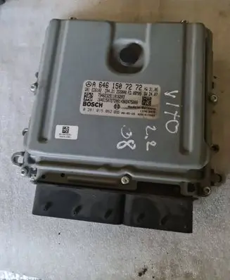 Mercedes-Benz Vito Viano W639 Engine control unit/module A6461507272 0281015062