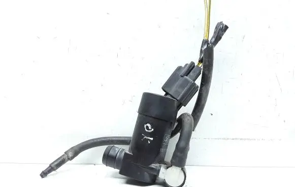 Volvo V50 Windscreen/windshield washer pump 1S7117K624FE