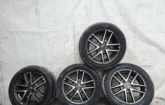 Toyota Auris E180 R16 alloy rim 42611YY500
