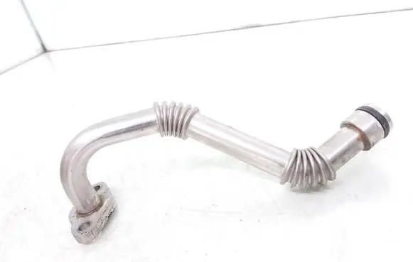Volvo V70 Engine coolant pipe/hose