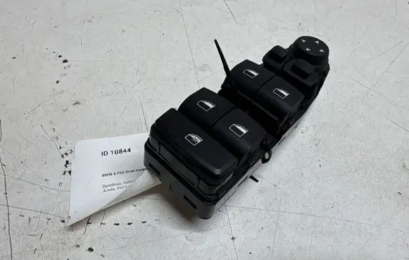 BMW 6 F06 Gran coupe Electric window control switch 9241955