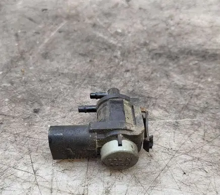 Volkswagen Golf V Turbo solenoid valve 1K0906283A