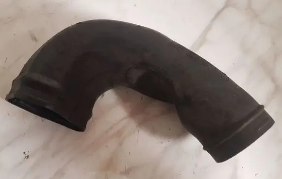 Ford Galaxy Air intake duct part 7M3806914A