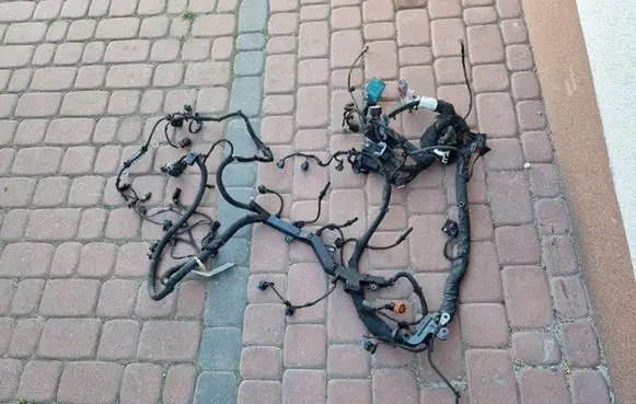 Opel Insignia B EUR ISO radio connector 39134957