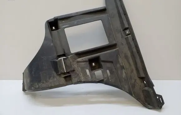 Volvo XC70 Rear bumper mounting bracket 8648150