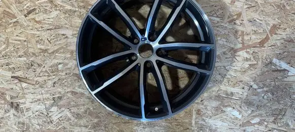 BMW 5 G30 G31 G38 R18 alloy rim 8093915 C01363