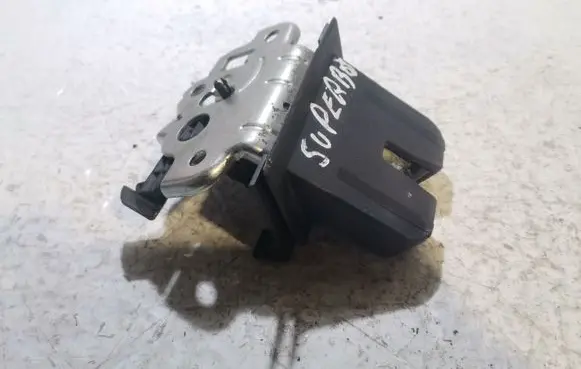 Skoda Superb B6 (3T) Tailgate/trunk/boot lock/catch/latch 3T5827520A