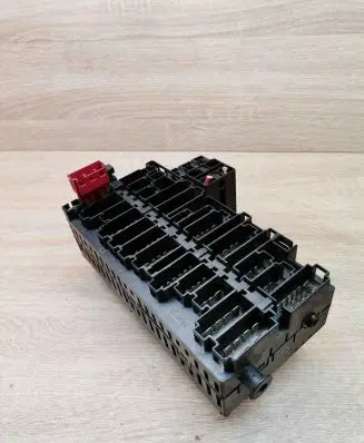 Volkswagen Sharan Fuse module 7m0937025d 95vw14a073dc