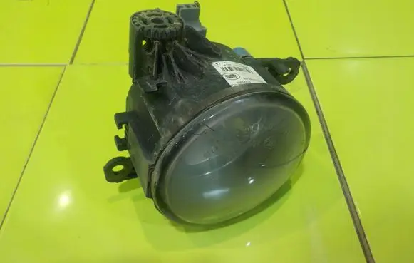 Land Rover Freelander 2 - LR2 Front fog light 6H521K201AA 14AB154