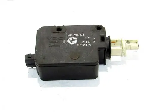 BMW 5 E39 Central locking motor 8352168