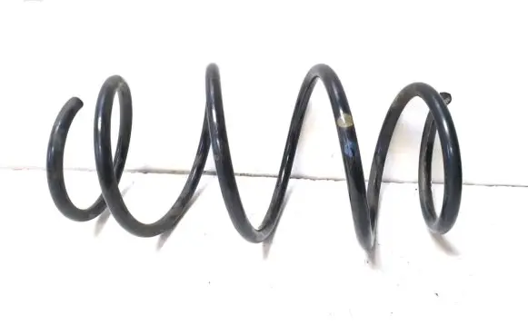 Toyota Auris E180 Front coil spring