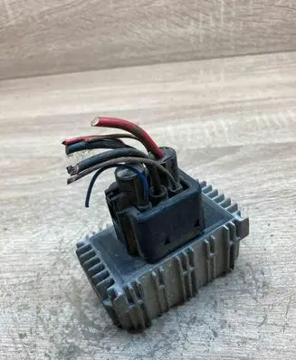 Opel Zafira A Glow plug pre-heat relay 09132691 51299008USED WITHPLUG