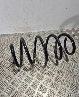 Volvo XC40 Front coil spring 32221903