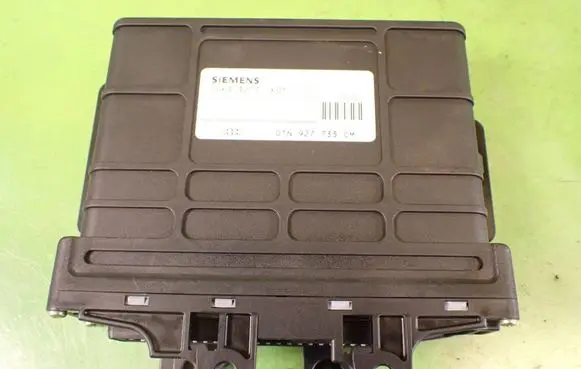 Volkswagen PASSAT B5 Other control units/modules 01N927733CM