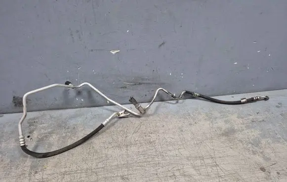 Mercedes-Benz E W211 Air conditioning (A/C) pipe/hose A2118300115