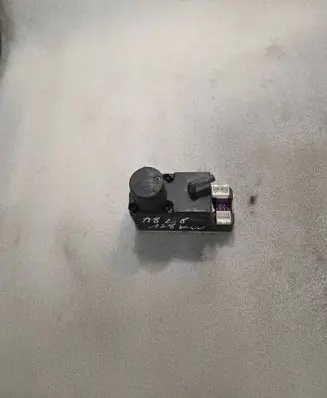 Audi A8 S8 D2 4D Central locking vacuum pump 4A0862257G