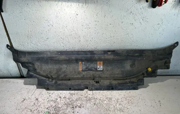 Radiator trim