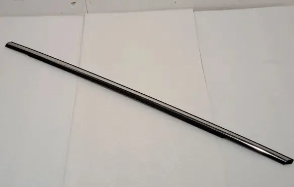 Mini Cooper Countryman F60 Front door trim (molding) 7390099