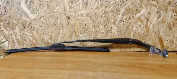 Chevrolet Epica Front wiper blade arm Dy06e3lhd