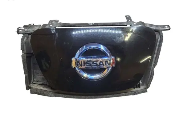 Nissan Leaf I (ZE0) Electric car charge socket cover 657373NK1B