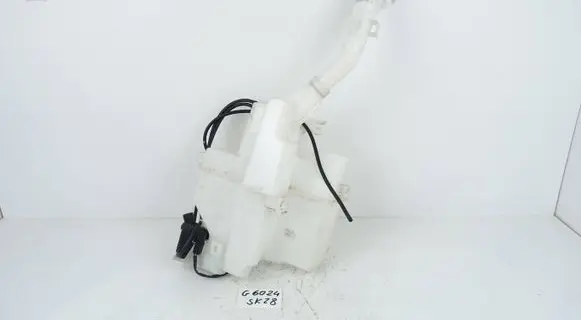 KIA Sportage Windshield washer fluid reservoir/tank 98610R2100 98610R2000