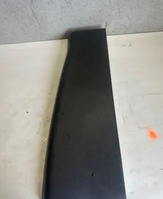 (B) pillar trim (bottom)