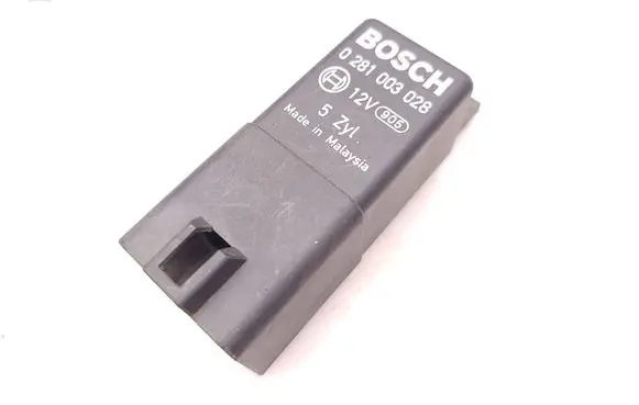 Glow plug pre-heat relay