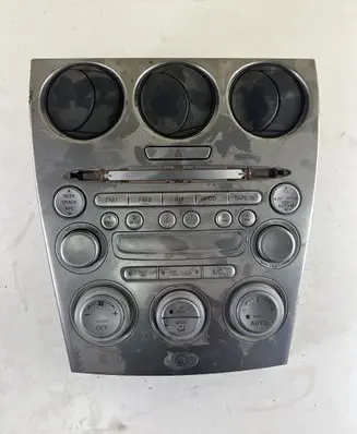Mazda 6 HiFi Audio sound control unit E0002C