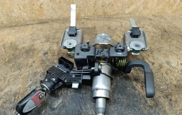 Alfa Romeo Mito Ignition lock 61146900 15042010 505186290B365