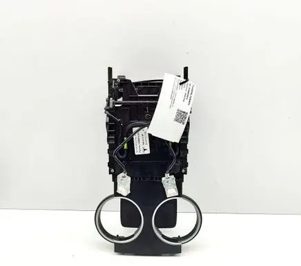 Tesla Model X Cup holder 108667000A