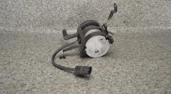 BMW 5 E39 Air suspension compressor 0265410054