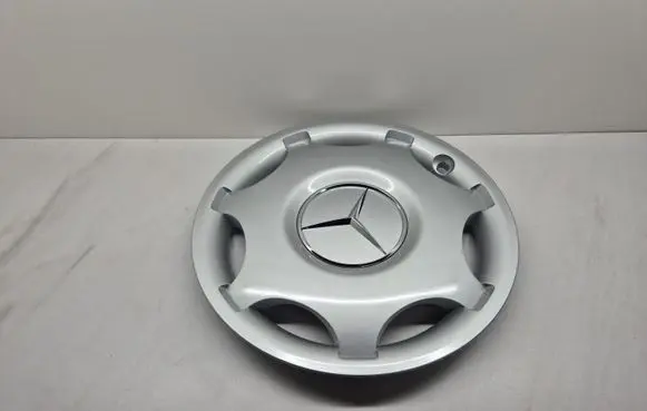 Mercedes-Benz C W203 R15 wheel hub/cap/trim 2034010024