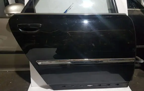 Audi A8 S8 D3 4E Rear door
