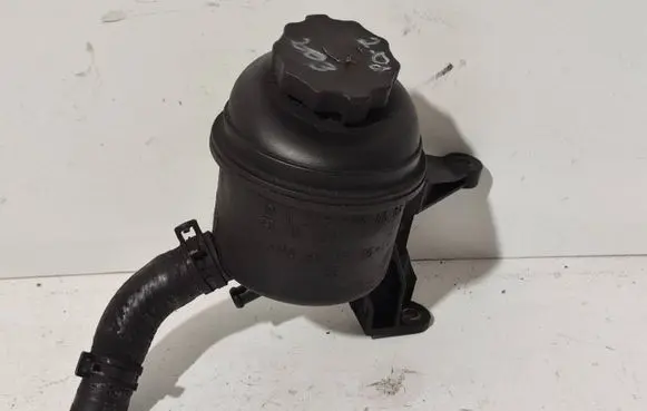 Mercedes-Benz C W203 Power steering fluid tank/reservoir A2034600083 PA66GF25 TB1097