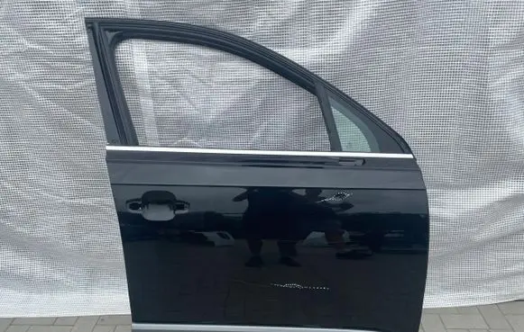 Audi Q7 4M Front door