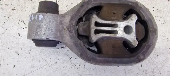 Nissan Juke I F15 Engine mount bracket A8653110