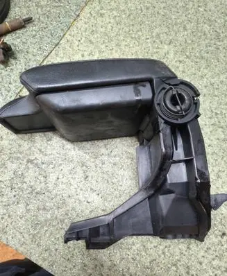 BMW 3 E46 Armrest 51168213678